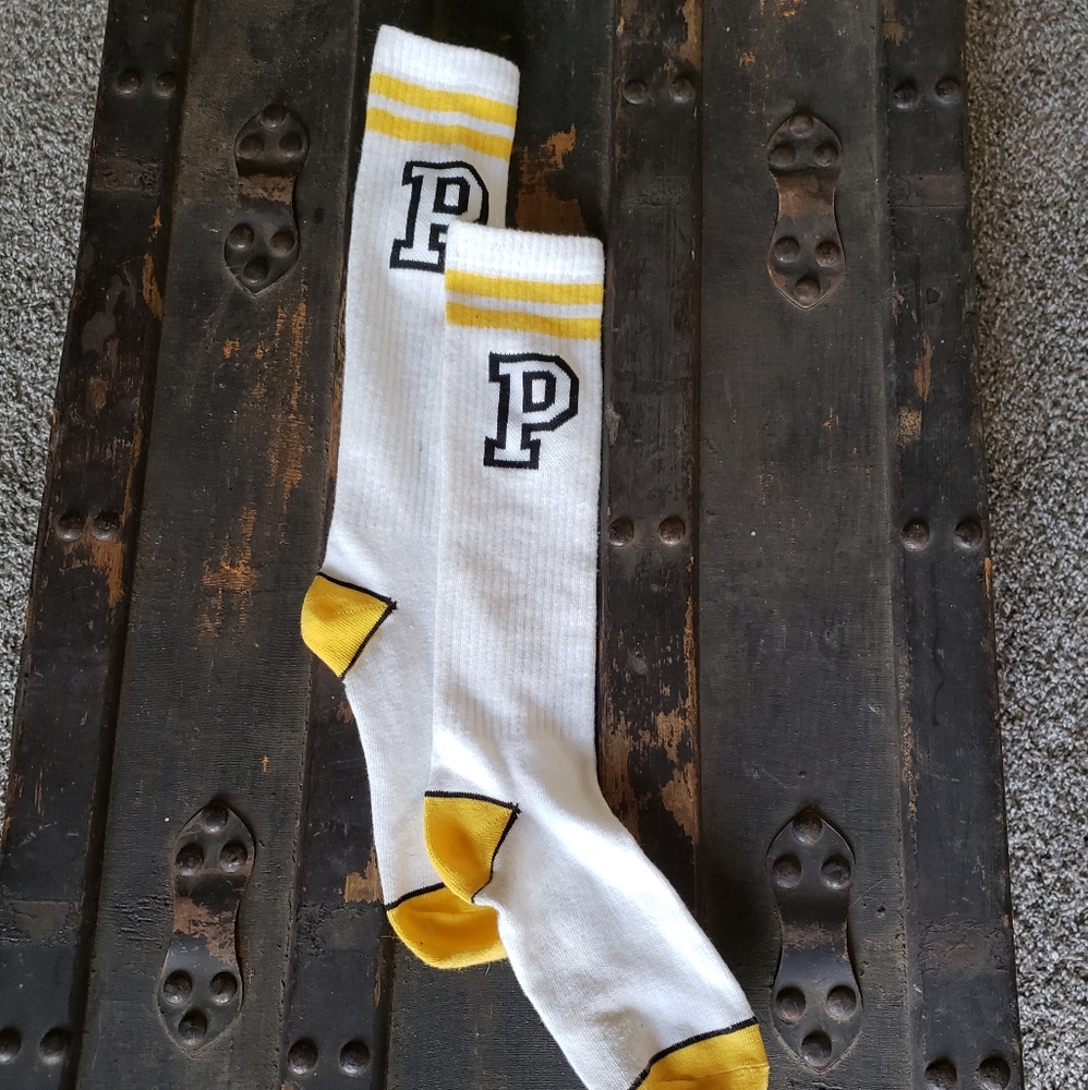Purdue, PINK VICTORIA SECRET socks